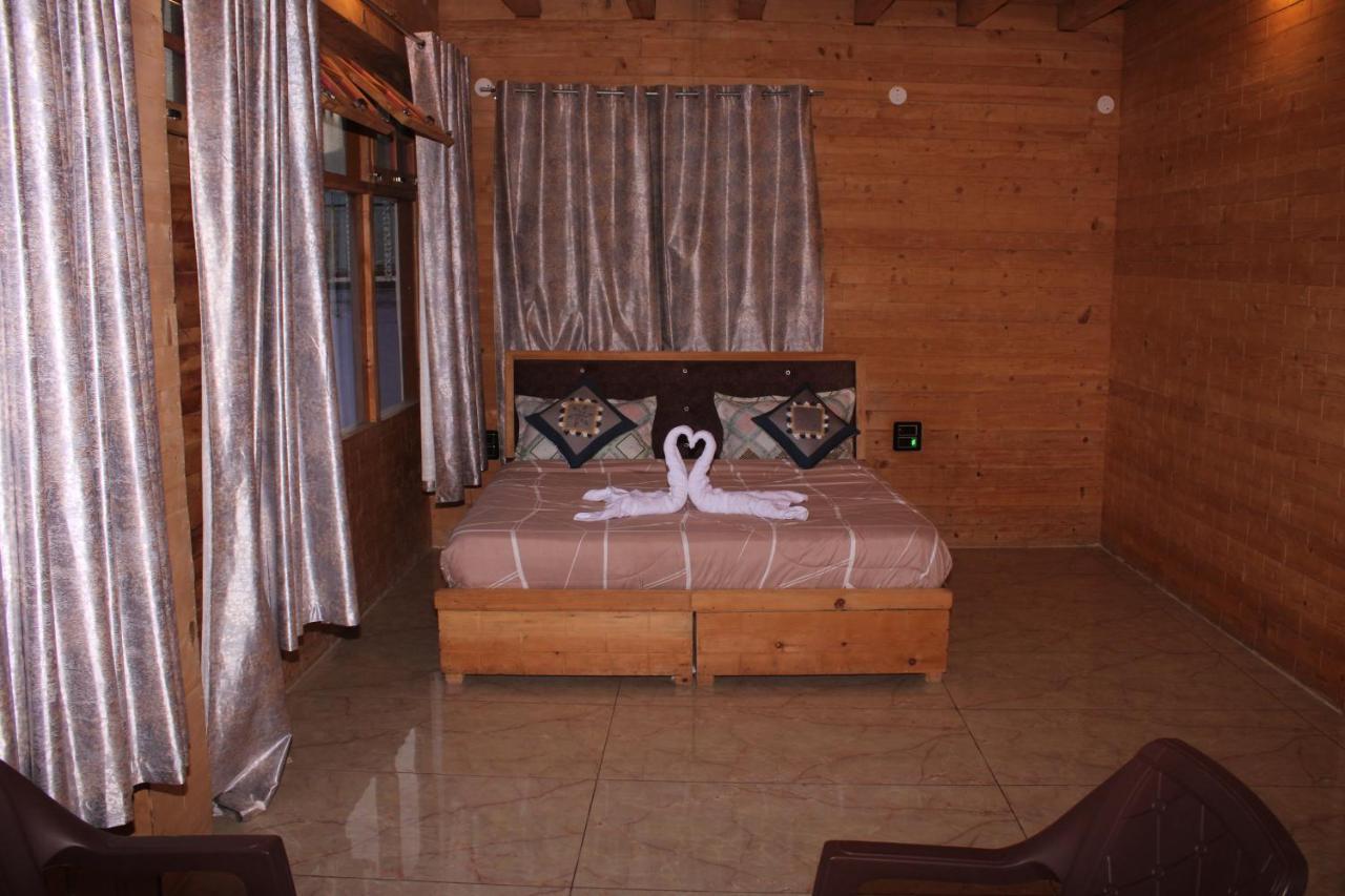 Hotel Mannat Sach Pass Tisa المظهر الخارجي الصورة