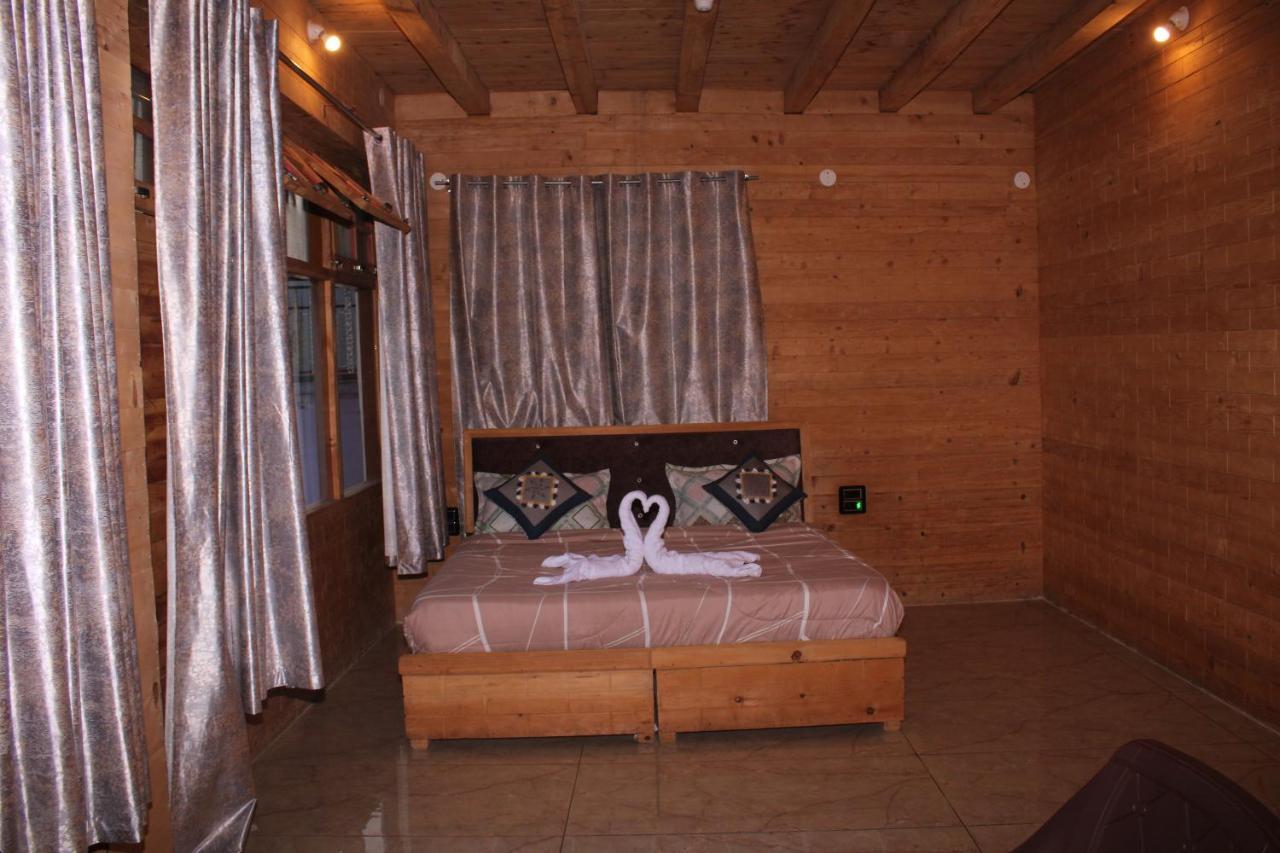 Hotel Mannat Sach Pass Tisa المظهر الخارجي الصورة