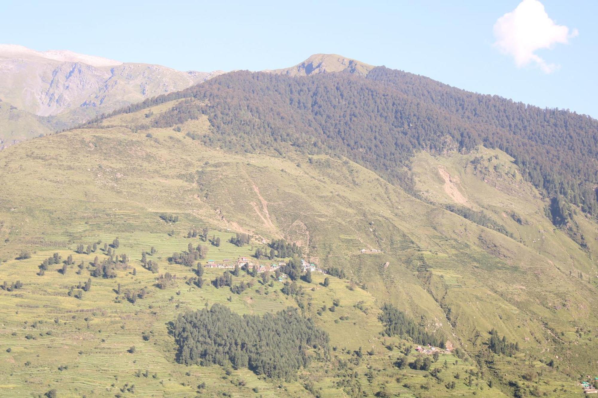 Hotel Mannat Sach Pass Tisa المظهر الخارجي الصورة